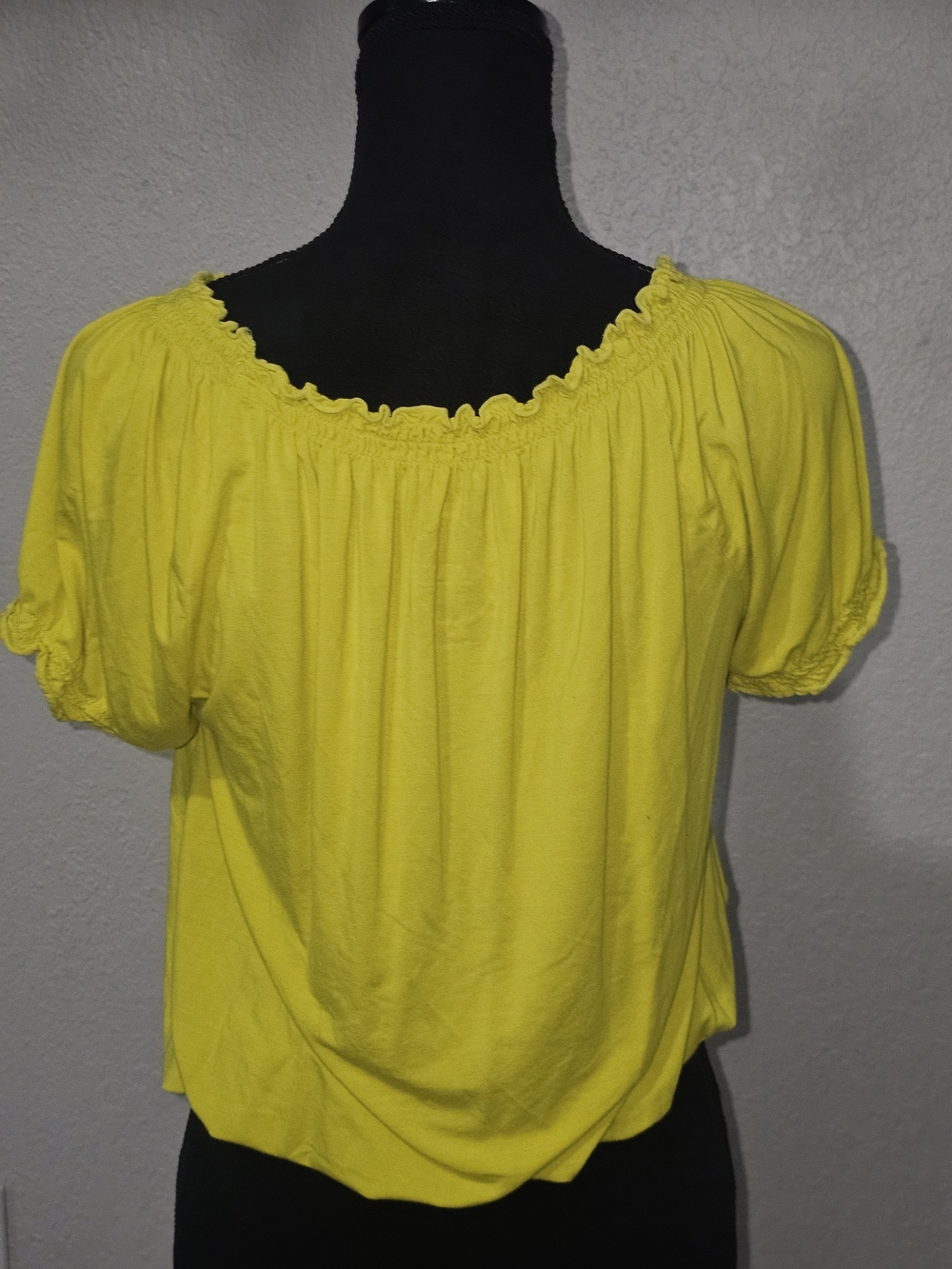 INC International Concepts Bright Yellow Smocked Puff Sleeve Crop Top - Picture 8 of 13